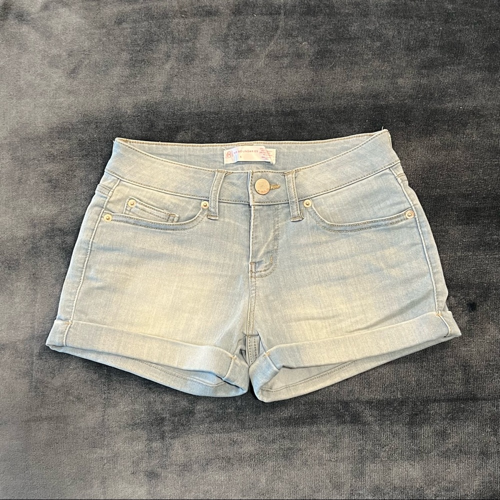 ❤️No boundaries shorts